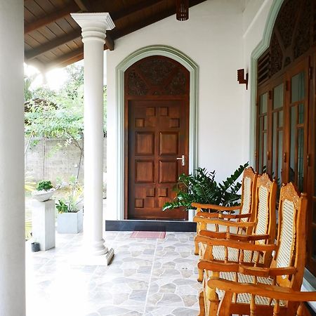 Janu Homestay Tangalle Eksteriør bilde