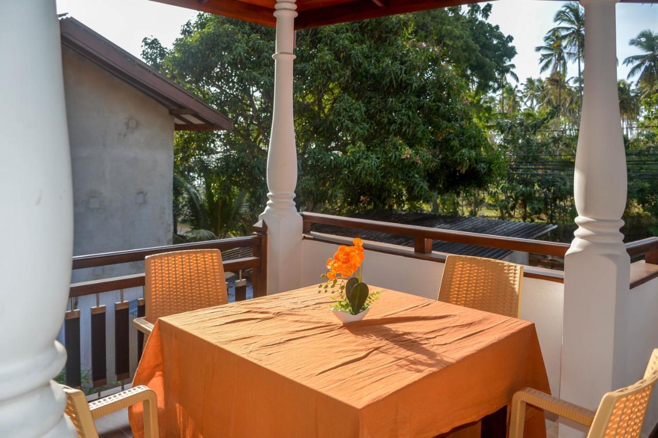 Janu Homestay Tangalle Eksteriør bilde