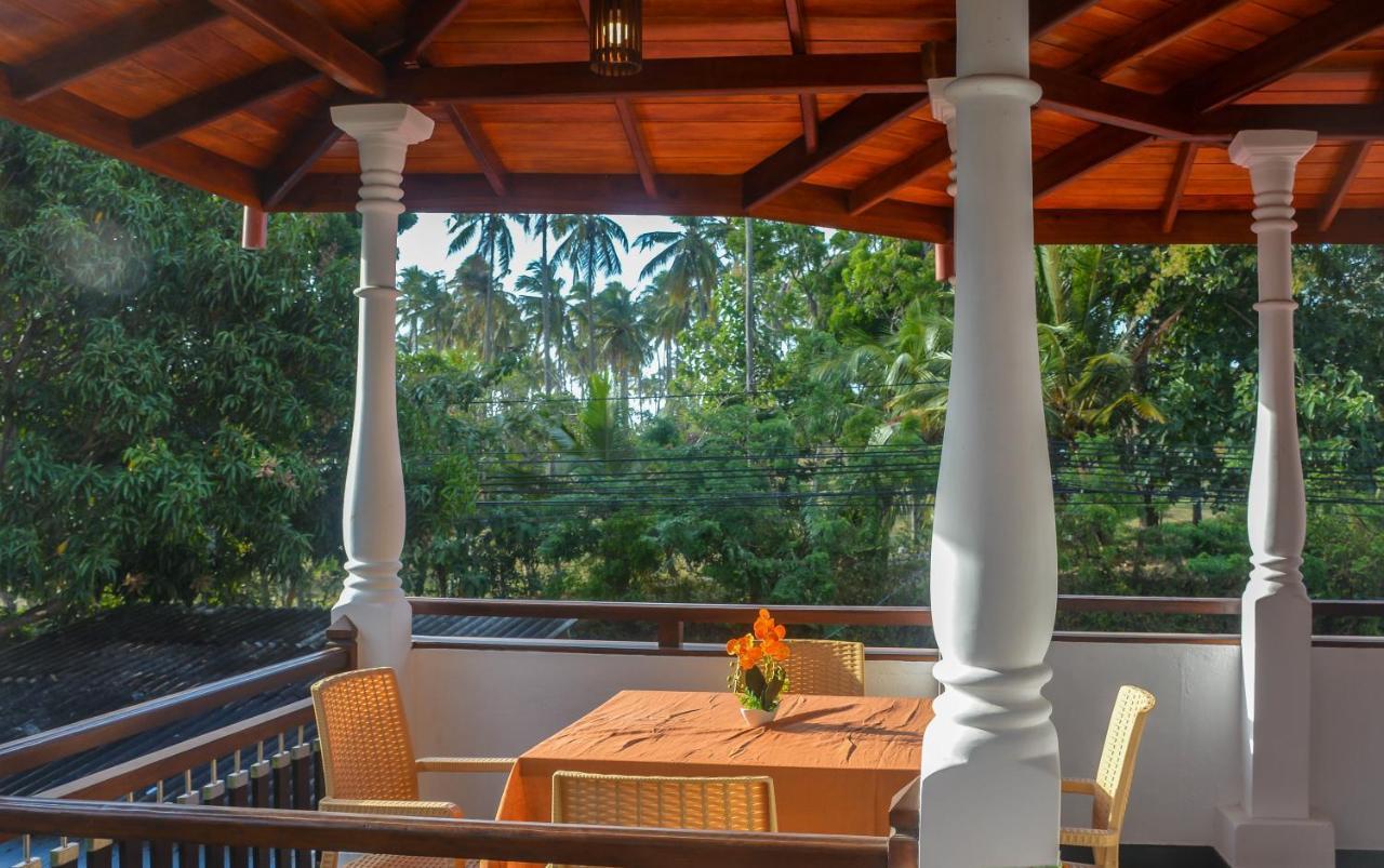 Janu Homestay Tangalle Eksteriør bilde