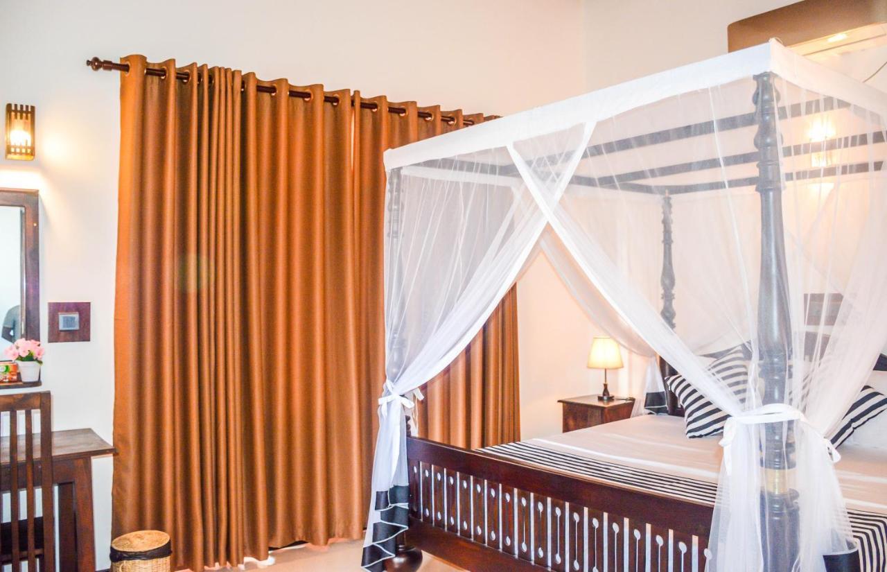 Janu Homestay Tangalle Eksteriør bilde
