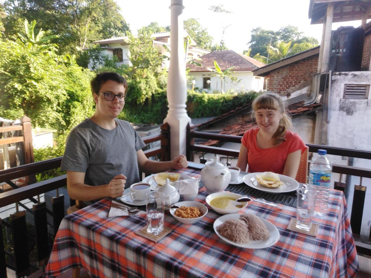 Janu Homestay Tangalle Eksteriør bilde