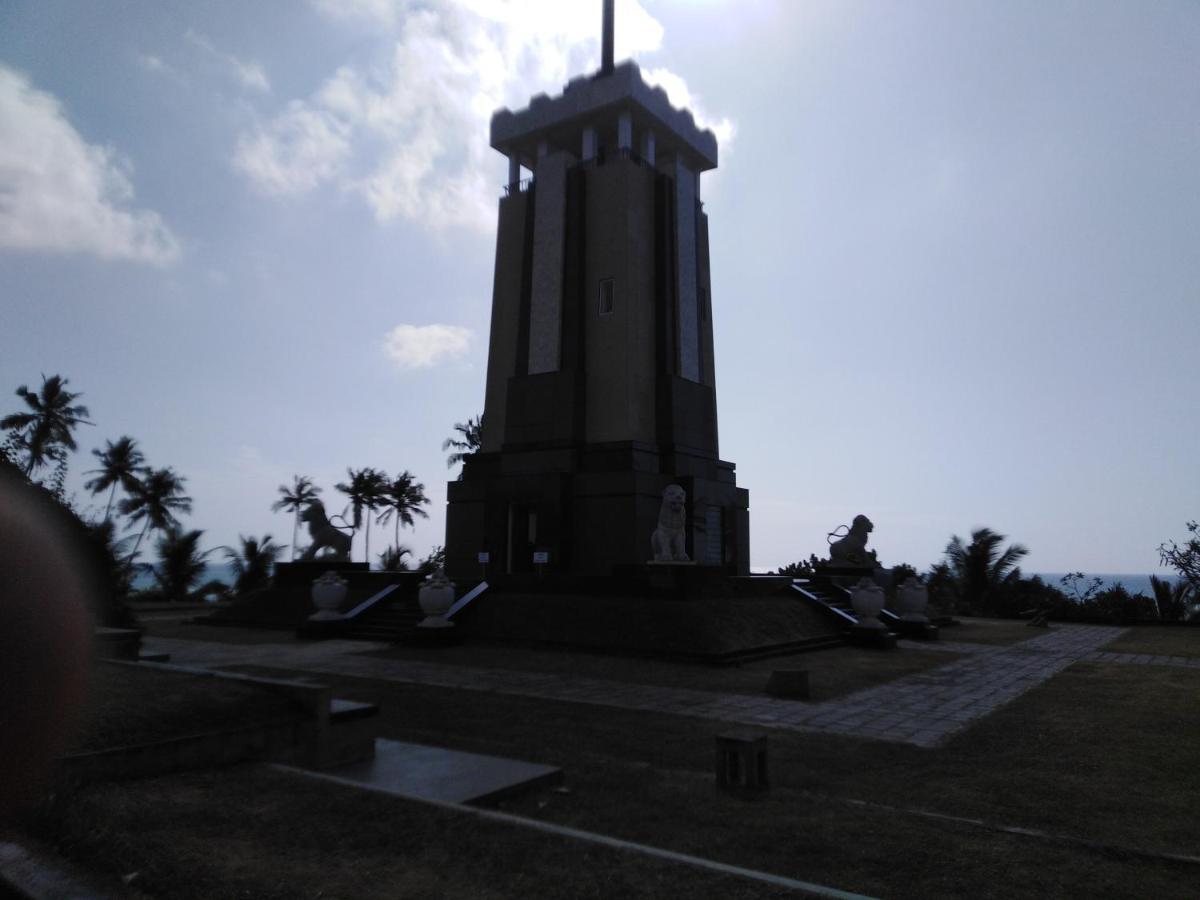 Janu Homestay Tangalle Eksteriør bilde